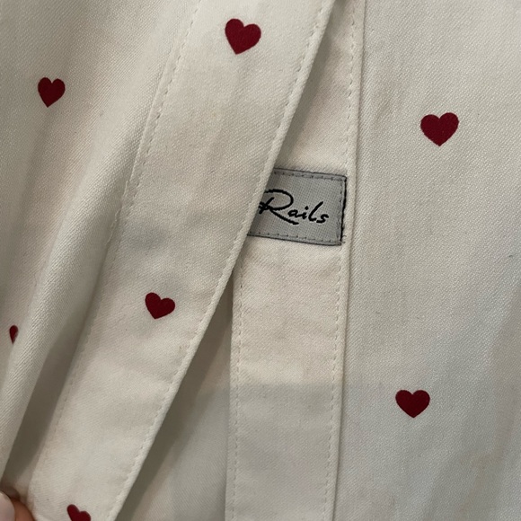 NWOT RAILS BUTTON DOWN - XS. White with hearts ♥️ - Picture 10 of 11